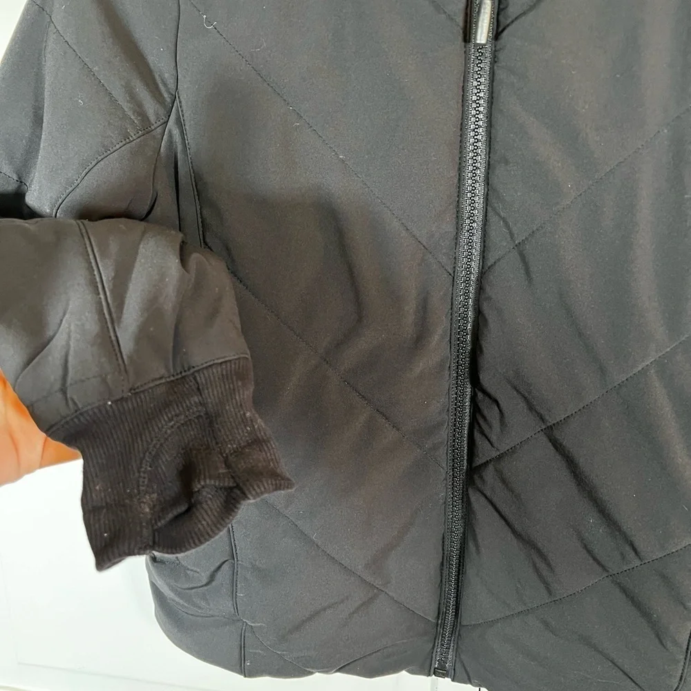 Athleta Coat Girl's Jump To It Lightweight Puffer Jacket Black Hooded M (8-10) - Picture 3 of 8